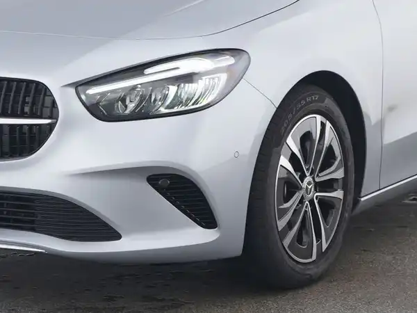 MERCEDES-BENZ B 200 (4/13)