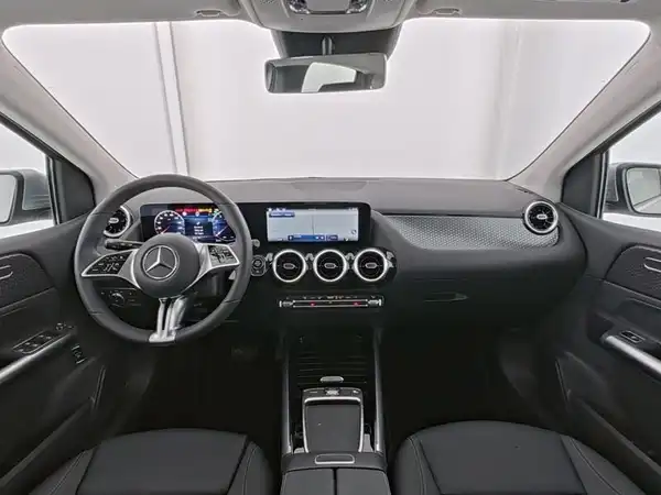 MERCEDES-BENZ B 200 (8/13)