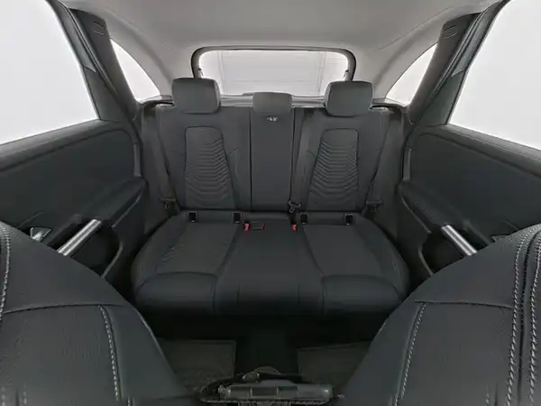 MERCEDES-BENZ B 200 (9/13)