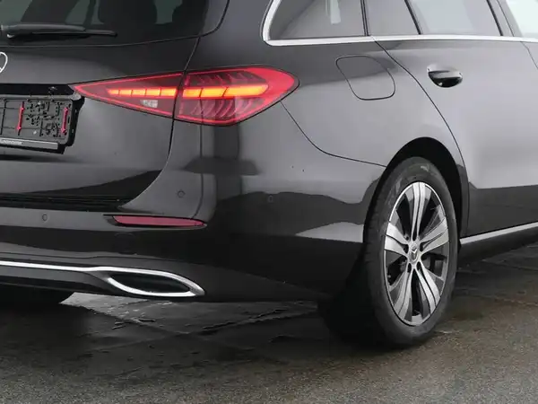 MERCEDES-BENZ C 300 (5/13)