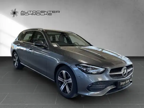 MERCEDES-BENZ C 180 (8/15)