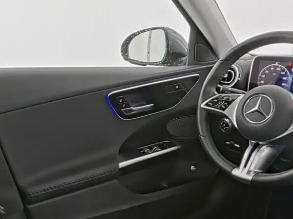 MERCEDES-BENZ C 180 (10/13)