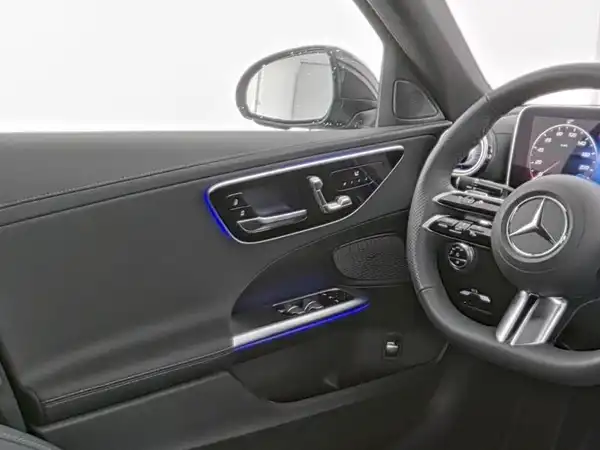 MERCEDES-BENZ C 300 (10/13)