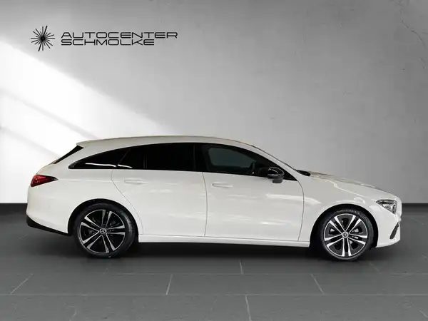 MERCEDES-BENZ CLA 180 (7/15)