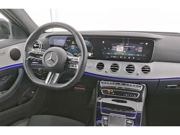 MERCEDES-BENZ E 300 (6/11)