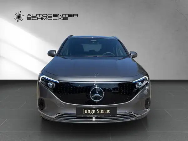 MERCEDES-BENZ EQA 300 (9/15)