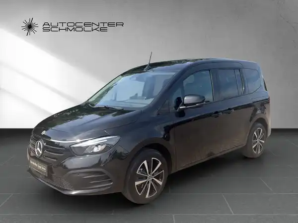 MERCEDES-BENZ EQT 200 (2/15)