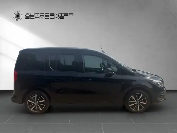 MERCEDES-BENZ EQT 200 (7/15)