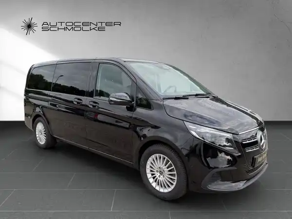 MERCEDES-BENZ EQV 300 (8/15)