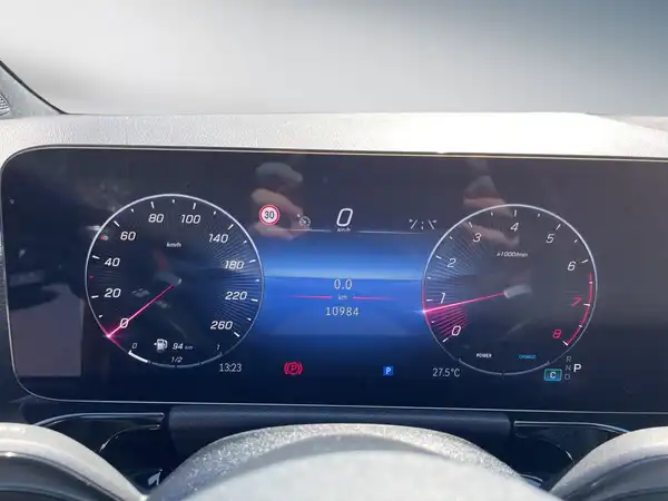 MERCEDES-BENZ GLA 200 (12/15)