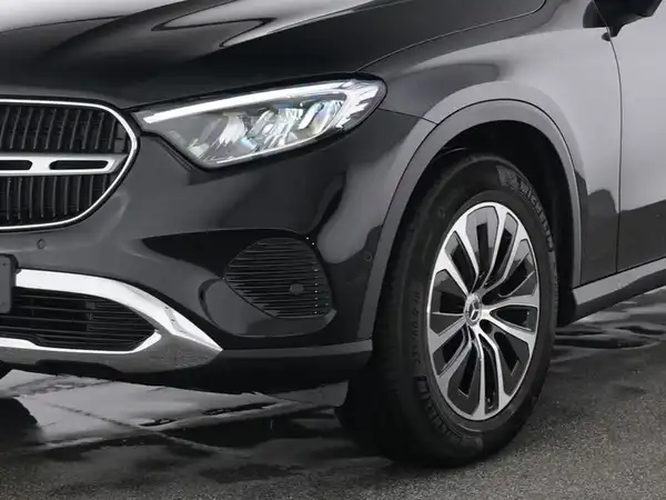 MERCEDES-BENZ GLC 200 (4/13)