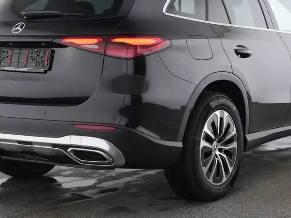 MERCEDES-BENZ GLC 200 (5/13)