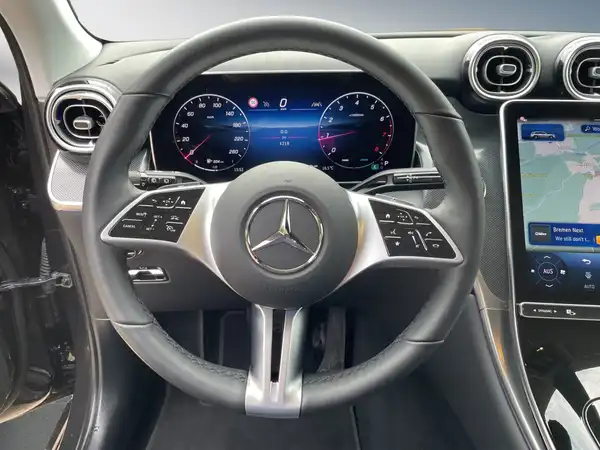 MERCEDES-BENZ GLC 200 (11/15)