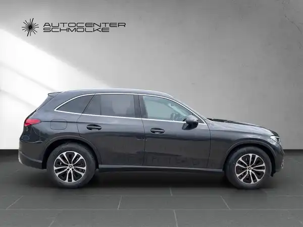 MERCEDES-BENZ GLC 200 (7/15)