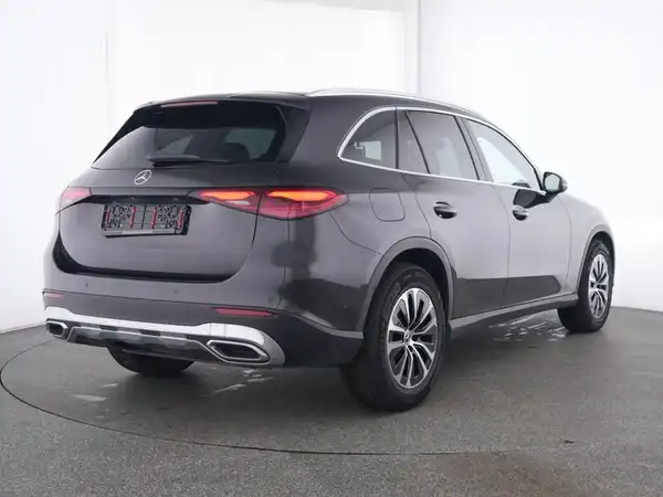 MERCEDES-BENZ GLC 200 (3/13)