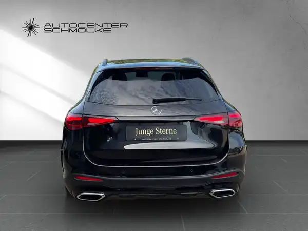 MERCEDES-BENZ GLC 200 (5/15)
