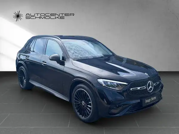 MERCEDES-BENZ GLC 200 (8/15)