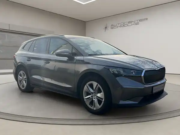 ŠKODA ENYAQ iV 60 (8/15)
