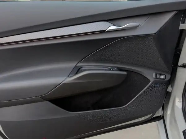 ŠKODA ENYAQ (12/15)