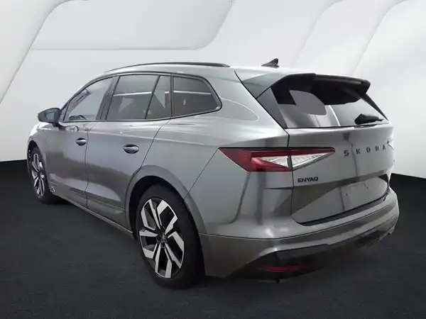 ŠKODA ENYAQ (2/11)