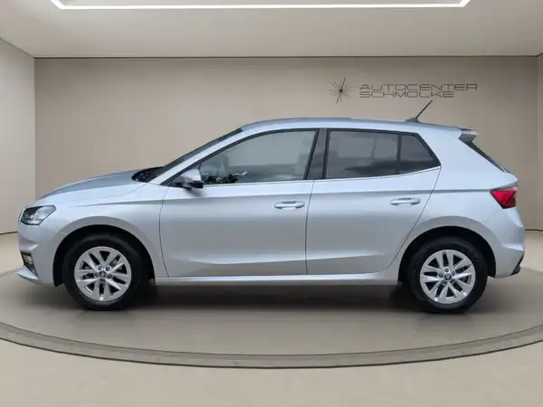 ŠKODA FABIA (3/15)