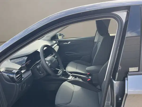 ŠKODA FABIA (9/15)
