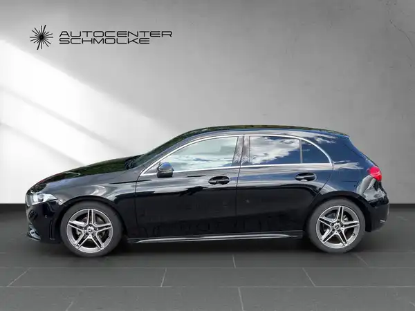 MERCEDES-BENZ A 180 (3/15)