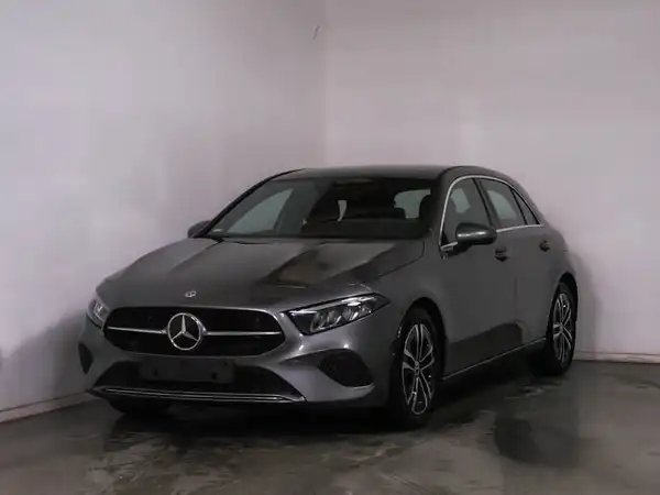 MERCEDES-BENZ A 180 (2/14)