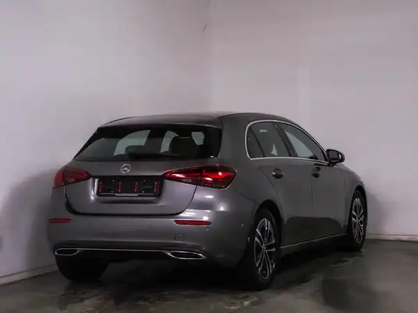 MERCEDES-BENZ A 180 (3/14)
