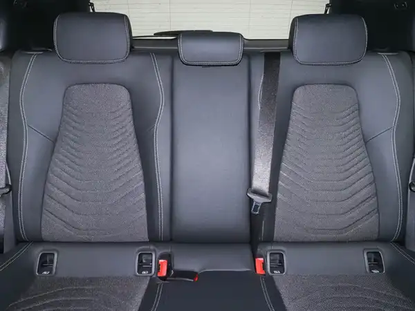 MERCEDES-BENZ A 180 (10/14)