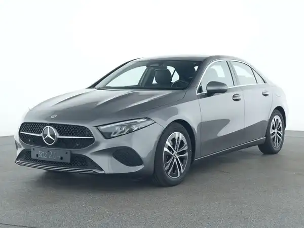 MERCEDES-BENZ A 180 (2/13)