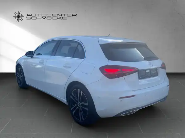 MERCEDES-BENZ A 200 (4/15)