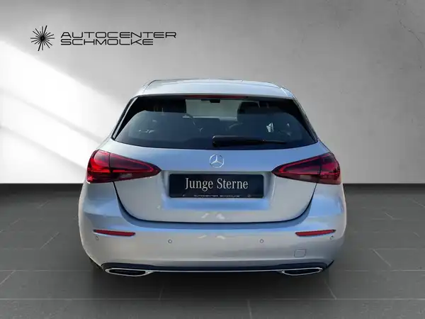 MERCEDES-BENZ A 200 (5/15)