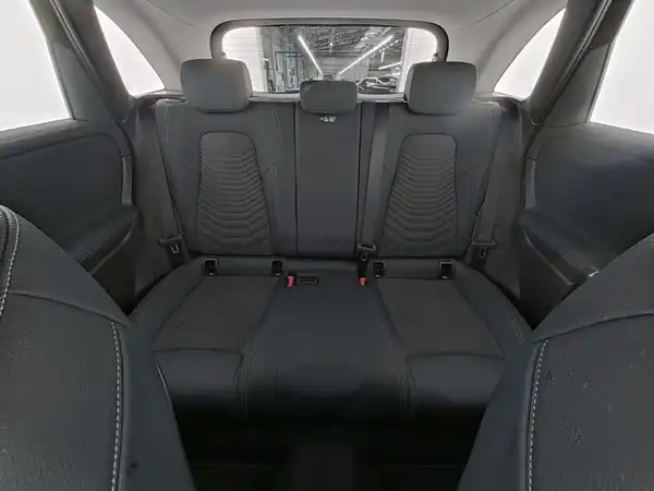MERCEDES-BENZ B 180 (9/13)
