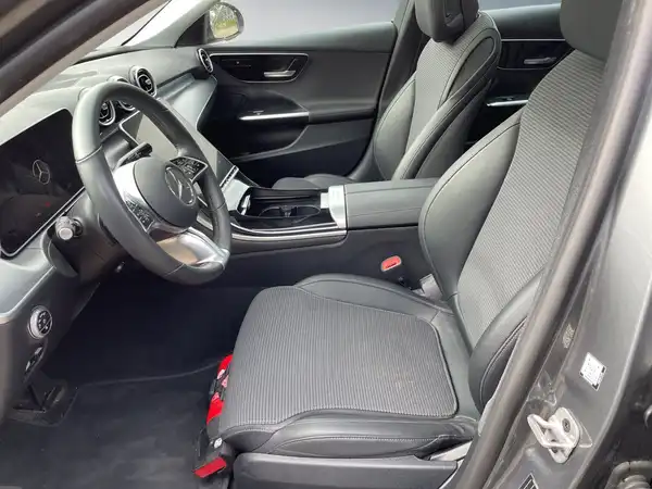 MERCEDES-BENZ C 180 (10/15)