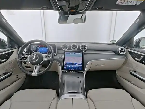 MERCEDES-BENZ C 180 (8/13)