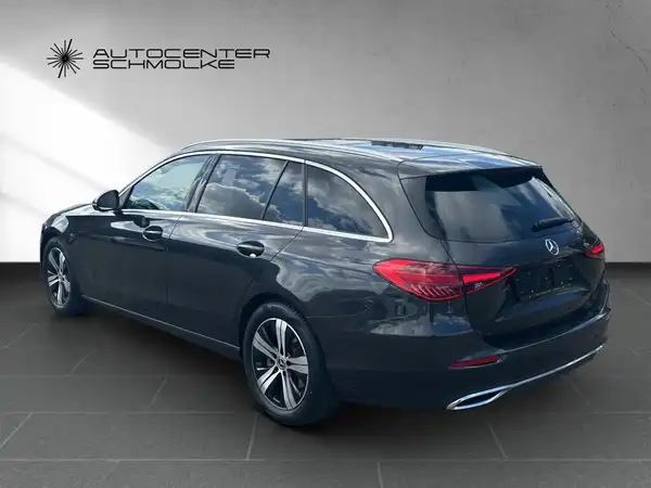 MERCEDES-BENZ C 180 (4/15)