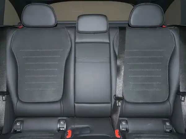 MERCEDES-BENZ C 180 (10/14)