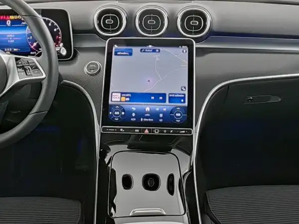 MERCEDES-BENZ C 180 (6/13)