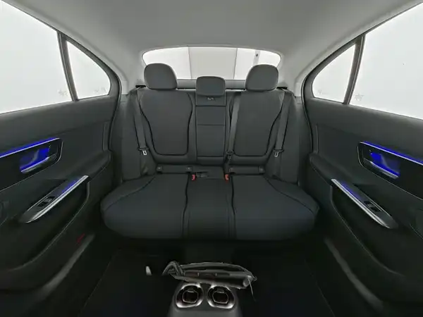 MERCEDES-BENZ C 180 (9/13)