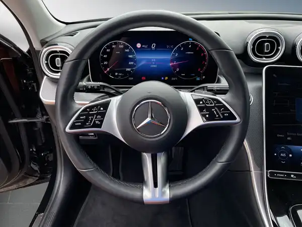 MERCEDES-BENZ C 180 (11/15)