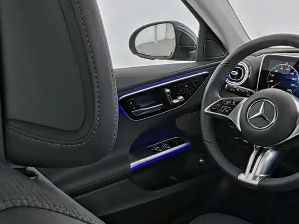 MERCEDES-BENZ C 180 (10/13)