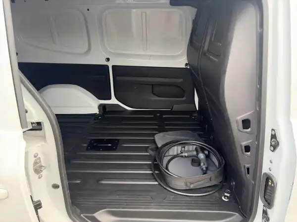 MERCEDES-BENZ eCITAN (10/15)