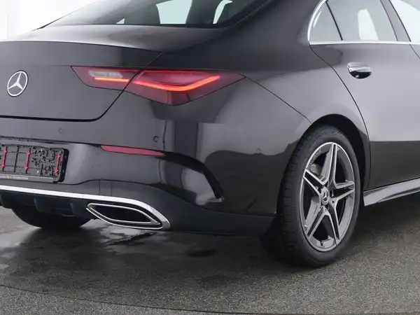 MERCEDES-BENZ CLA 200 AMG (5/13)