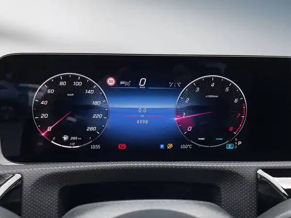 MERCEDES-BENZ CLA 200 AMG (12/15)