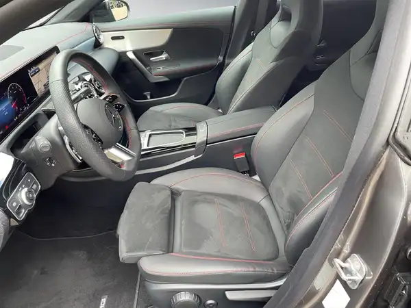 MERCEDES-BENZ CLA 200 AMG (10/15)