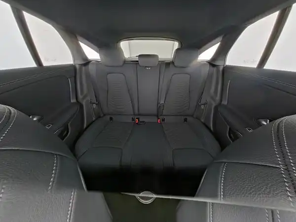 MERCEDES-BENZ CLA 180 (9/13)