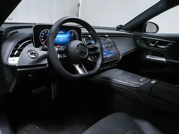 MERCEDES-BENZ E 300 (8/14)