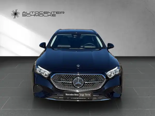 MERCEDES-BENZ E 300 (9/15)