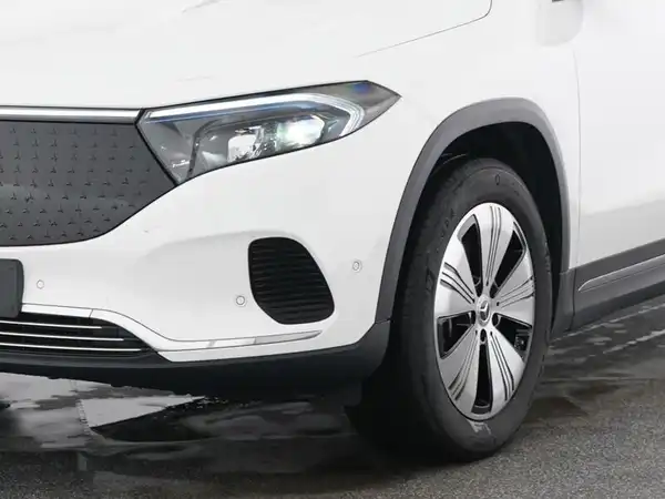 MERCEDES-BENZ EQA 250+ (4/15)